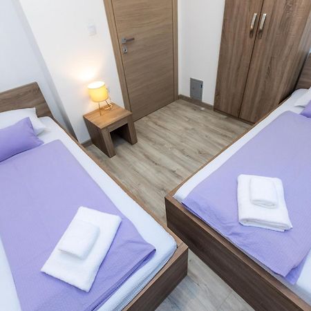 Apartments Maris Sveti Filip i Jakov Kamer foto