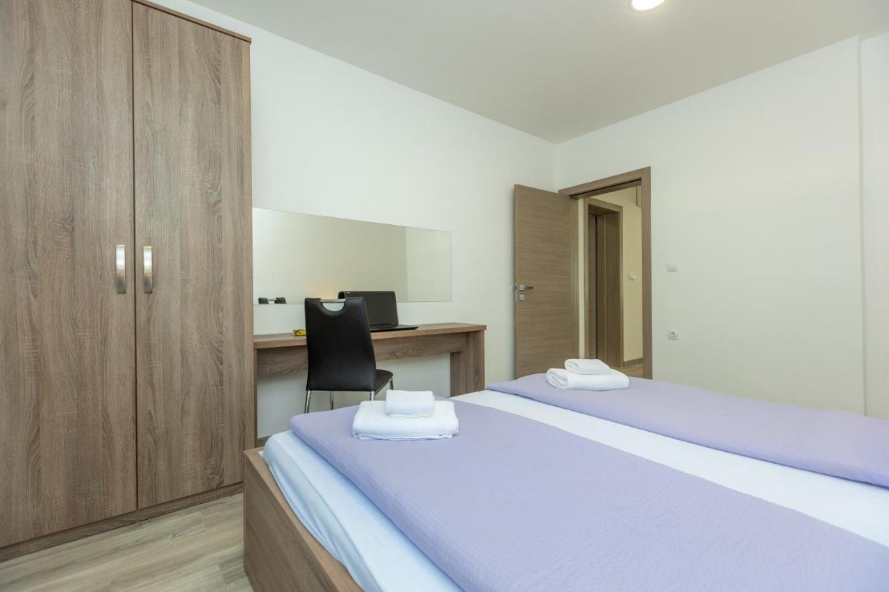 Apartments Maris Sveti Filip i Jakov Buitenkant foto